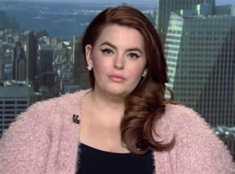 Tess Holliday Apologises After Saying Black Men Love Me The Independent The Independent