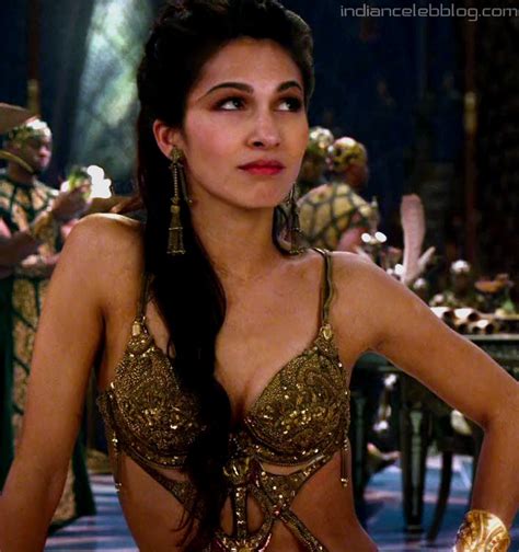 elodie yung french actress gods of egypt 16 hot hd screencaps