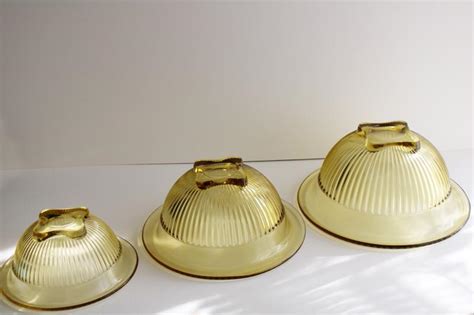 Vintage Hazel Atlas Glass Nest Of Mixing Bowls Amber Yellow Depression