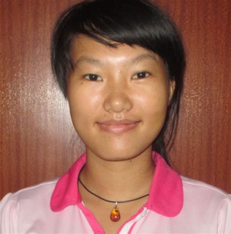 Bao Shangxian Is Studying To Be A Doctor Scholarships For College