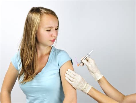 no giving teen girls the hpv vaccine does not encourage them to have sex thinkprogress