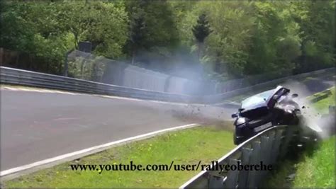Heavy VW Golf 5 GTI Crash Unfall Nordschleife Nürburgring