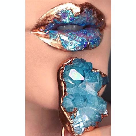 crystal lips made of dreams metallic powder crystal lips mehron