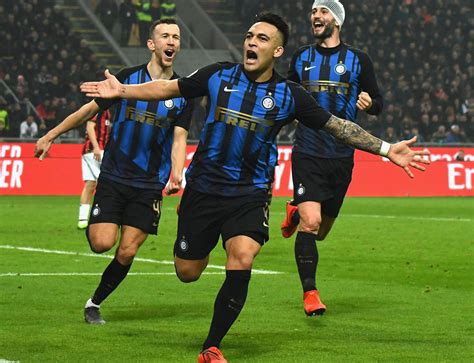 18 scudetto 7 coppa italia 5. Inter Milan video campaign with Dugout drives fan ...