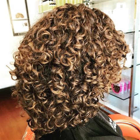 Pin By Rosa On Curls Permed Hairstyles Medium Permed Hairstyles Tight Curly Hair