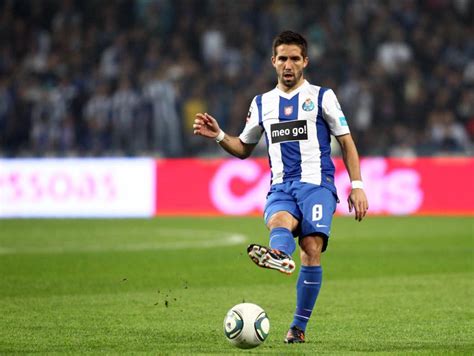 Premier league newcomers wolves have signed portugal midfielder joao moutinho from monaco for £5m on a. Claves del caso João Moutinho - Nueva Era Deportiva