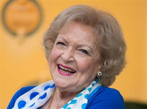 Betty White On Golden Girls Episode On Aids 72 Hours Qanda Time