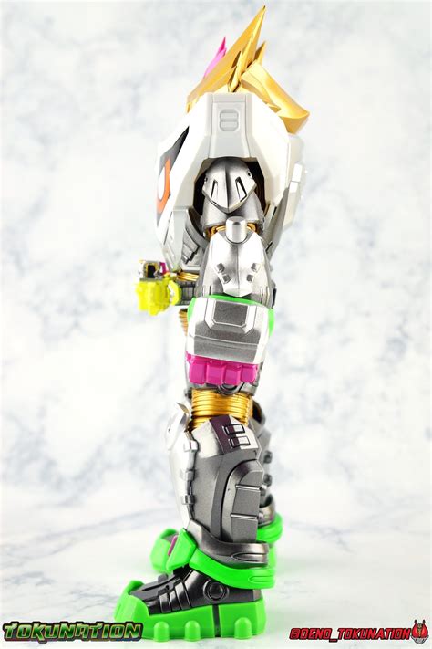 In 2016, the world was being eaten by a computer virus attack puzzle known as baxter. S.H. Figuarts Kamen Rider Ex-Aid Maximum Gamer Level 99 ...