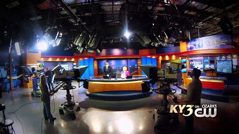 KY3 CW News at 9 - YouTube