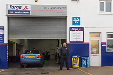 Winton Mot Centre The Forge Garage Vehicle Service And Repair Bournemouth