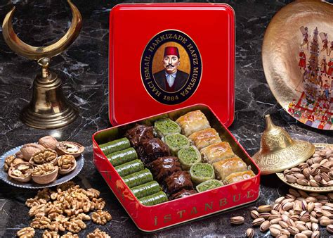 Pistachio And Walnut Baklava Mix S Box 2 Hafiz Mustafa 1864