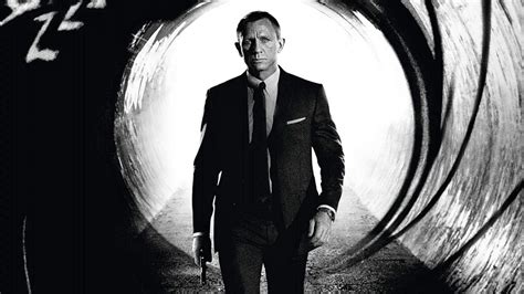 James Bond Keine Zeit Zu Sterben Erster Teaser Bereitet Auf Den