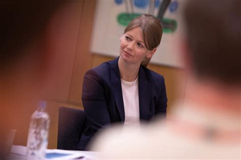 Start om banken organisering og styring pengepolitikk (ppo ida wolden bache. Tre tekno-trusler mot bankene - FinansFokus
