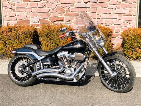 2015 Harley Davidson® Fxsb Softail® Breakout® Vivid Black