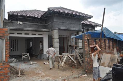 Royal kontraktor adalah kontraktor pembangunan rumah terdepan di indonesia, dengan kantor pusat di bsd city, dan kantor. Harga Membangun Rumah Bandung ~ Desain Rumah Online