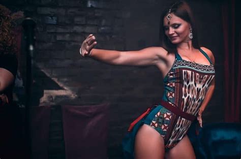Day Fiance Julia Trubkina Got Some Moves All Ready To Start Dancing Career