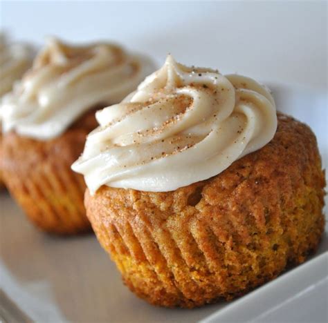 Pumpkin Spice Cupcakes With Cinnamon Frosting Easy Recipes