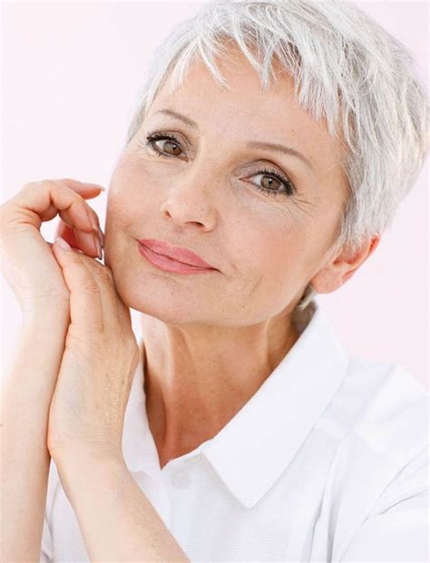 It's finally time to make the chop! 2018 Short Haircuts for Older Women Over 60 - 25 Useful ...