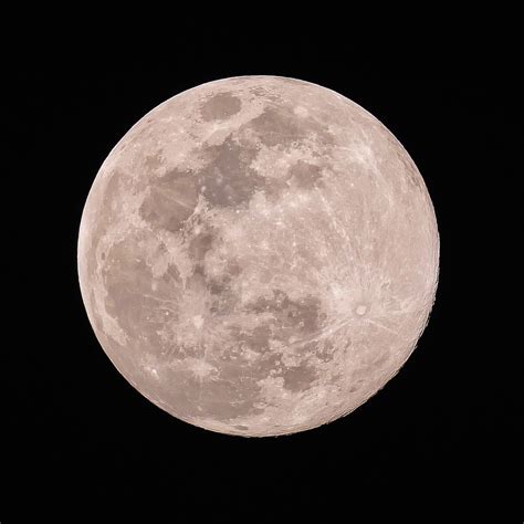 Full Moon April 2019 As Seen From Miami Pedro Lastra Flickr