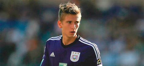 Belgium international dennis praet is having his medical with torino on monday his departure will free up space for another attacker in the leicester squad Praet / Enkel Dennis Praet op niveau tegen Roeselare (0-3 ...