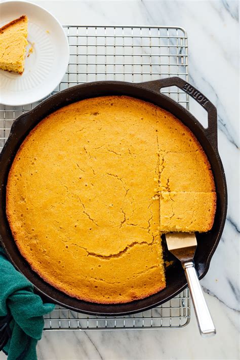 I'm afraid this corn bread recipe is nothing at all like a 5 star recipe. Corn Grits Cornbread : There are always two cups on my ...