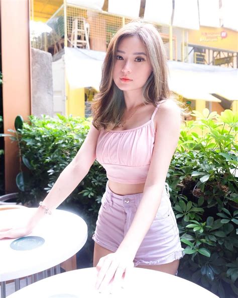 Asian Girl Two Piece Skirt Set Crop Tops Cute Skirts Beauty Skirt