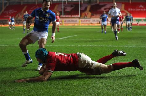 Ce match se déroule le 11 juin 2021 et débute à 21:00. Wales vs Italy result, final score and report | The ...