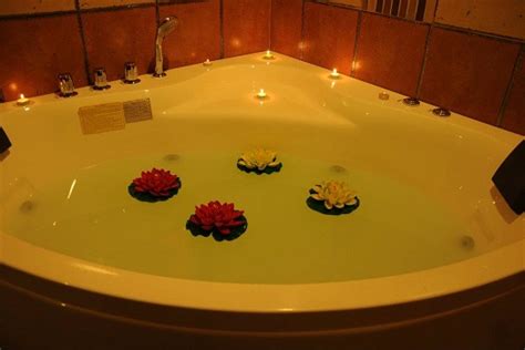 Sba Spa In Al Quoz 1 Near Bowling Center Invites You To Try Vip Jacuzzi