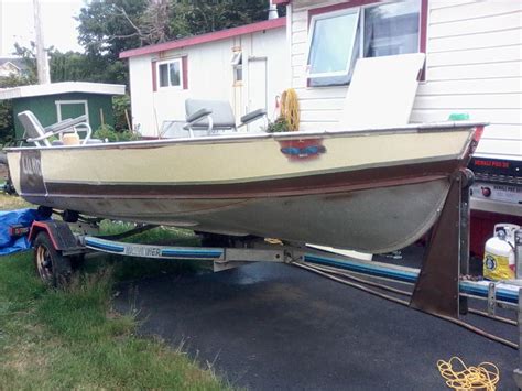 14 Foot Lund Boat Trailer And Electric Motor Courtenay Comox Valley
