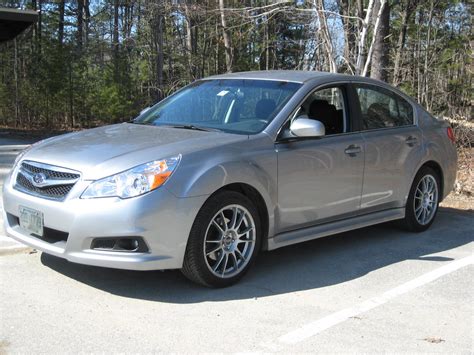 Read the review and see where it ranks in the midsize car segment. 2010 Subaru Legacy - Exterior Pictures - CarGurus