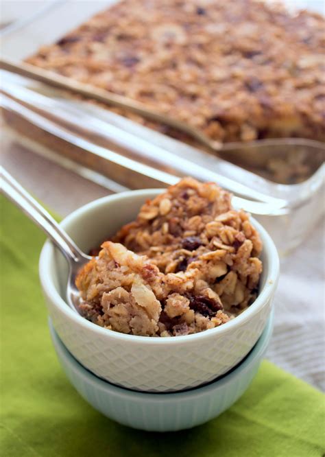 Simple Baked Oatmeal Recipe Easy And Healthy