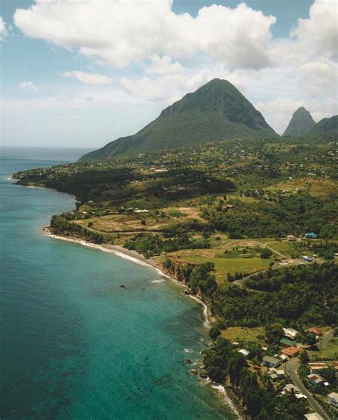 10 Things To Know For Your First Vacation To St Lucia The Traveling