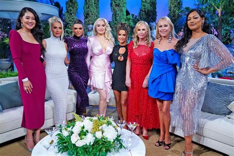 The Top 5 Wealthiest Cast Of The Real Housewives Of Beverly Hills The Artistree