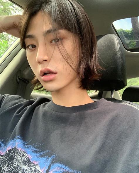 Instagram Post By 김형권 Hyeong Kwon Kim • Jul 11 2020 At 5 26am Utc Long Hair Styles Men Medium