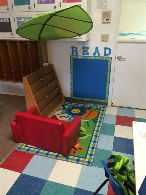 Preschool Reading Center This Is A Great Reading Center For A Small