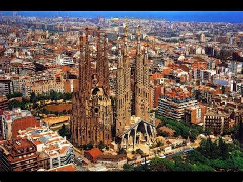 E aqui vamos nós para mais uma viagem. Barcelone - La Sagrada Familia - YouTube