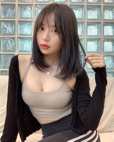 South Korea S Tongyan Big Tits Dj 박지연 S Figure Is Open And Every Photo Is Filled With Breasts