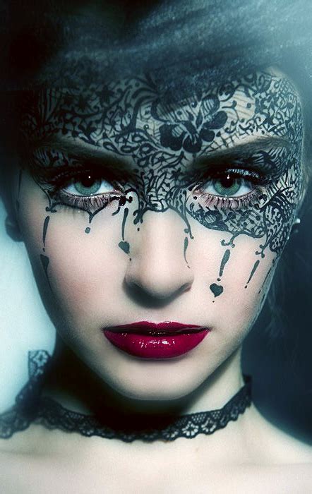 Masquerade ♥ Black Painted Mask Fantasy Makeup Half