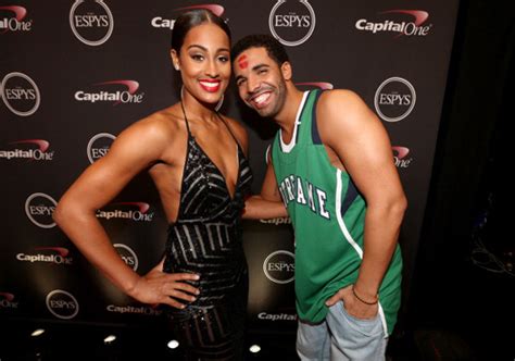 Drake Takes Shots At Macklemore Gets Kissed By Skylar Diggins At Espys