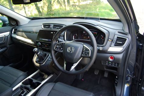 2019 Honda Cr V Awd Review 7 Seats But No Diesel Driving Torque