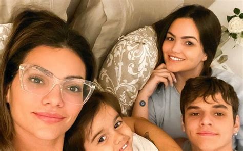 We did not find results for: Kelly Key posa com os filhos e fala sobre desafios de ser ...