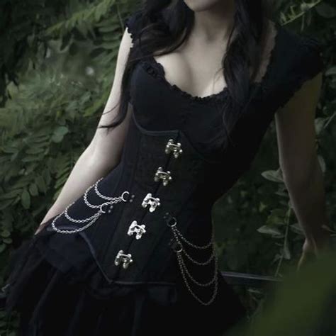 pin by nayeline armstrong on corsettes cinturillas fashion gothic outfits dark fashion