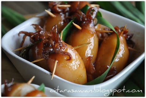 Berikut brilio.net merangkum dari berbagai sumber di instagram pada senin (6/7), 10 resep lupis ketan makanan tradisional yang kenyal, lembut, dan enak. Ketupat Sotong Kelantan ~ Blog Kakwan