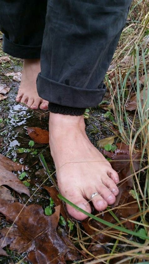Pin Von Arno Reeves Auf Barfu Lebensstil Barefoot Lifestyle In Barfu Schuhe Stil