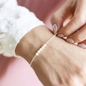 Delicate Swarovski Pearl Bridesmaid Bracelet Etsy