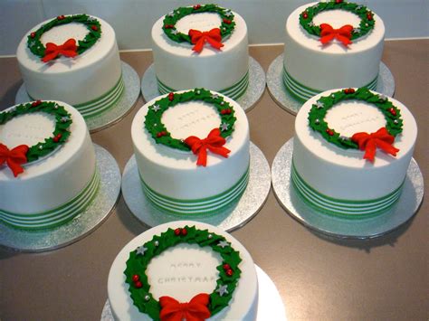 Mini Christmas Cakes — Christmas Mini Christmas Cakes Christmas Cake