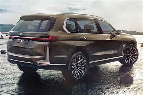 Bmw X7 Headed To India With A Hybrid Option And A Turbo Petrol Trim