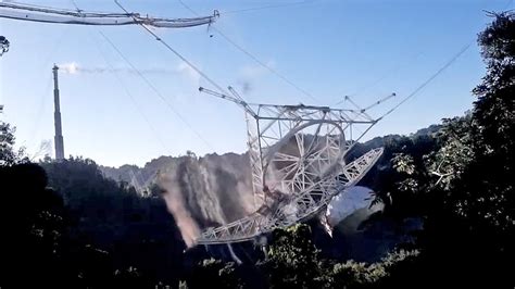 Crazy Video Footage Shows The Exact Moment The Arecibo Radio Telescope ...