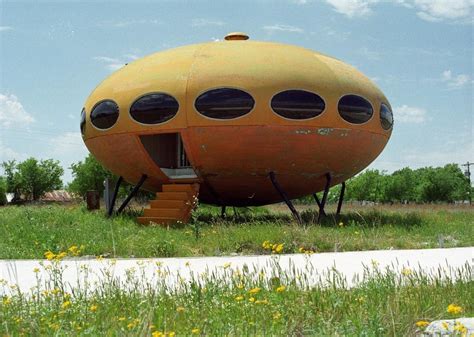 futuro houses ufo houses from the 60s designed by matti suuronen