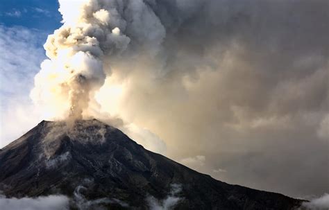 Multiples Volcanoes Erupting Around The World Along With Hundreds Of